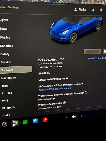 Tesla Model Y 19 of 19