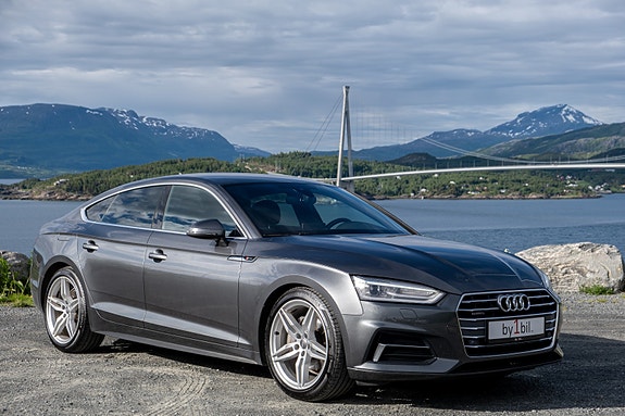 Audi A5 2 of 5