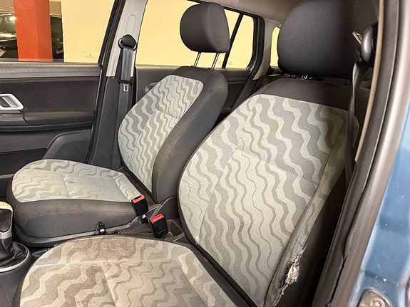 Skoda Fabia 25 of 30