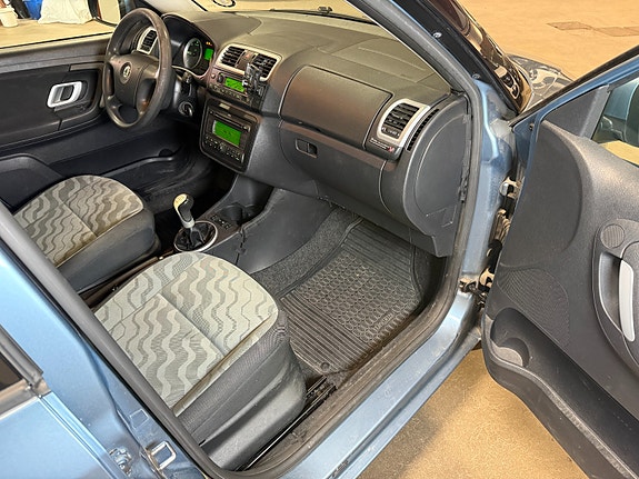 Skoda Fabia 26 of 30