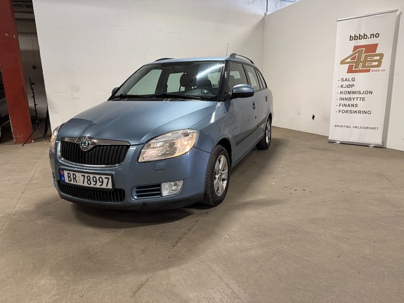 Skoda Fabia 2 of 30