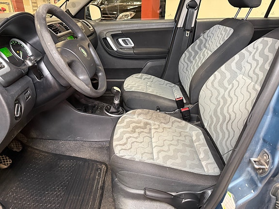 Skoda Fabia 23 of 30