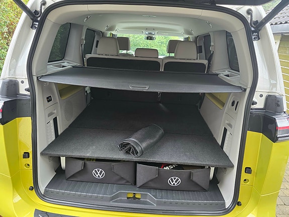 Volkswagen ID. Buzz 8 of 13