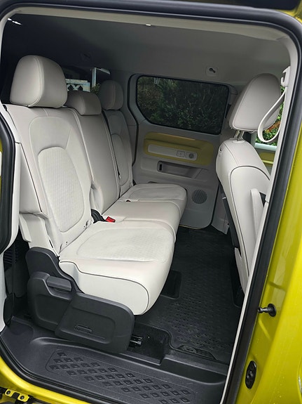 Volkswagen ID. Buzz 9 of 13