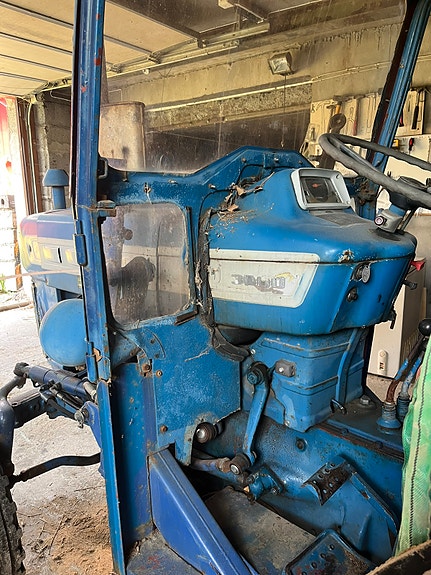 Ford 3000 7 of 7