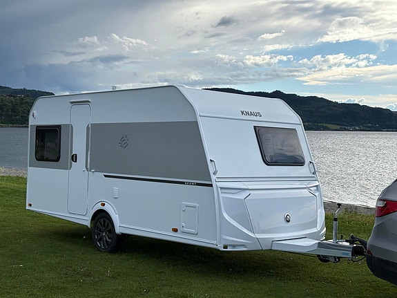 Knaus SPORT 450 FU GULVVARME / TV FESTE / ALU FELGER / DUSJ / KJØREVOGN! !