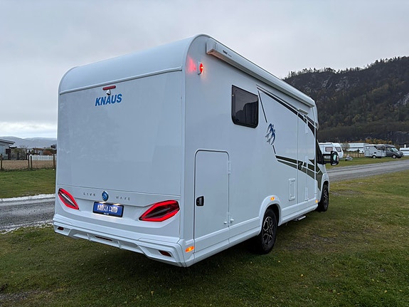 Knaus Live Wave 700 MX 10 års fuktgaranti / Senkeseng / 9 trinnskasse / ++ 5 of 5