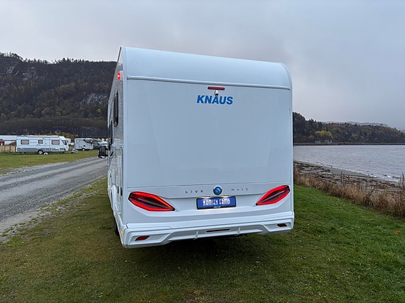 Knaus Live Wave 700 MX 10 års fuktgaranti / Senkeseng / 9 trinnskasse / ++ 4 of 5