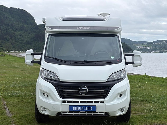 Hymer EXT 474 SOLCELLE / TRUMA / STOR GARASJE / SMART LITEN BOBIL!! 2 of 5