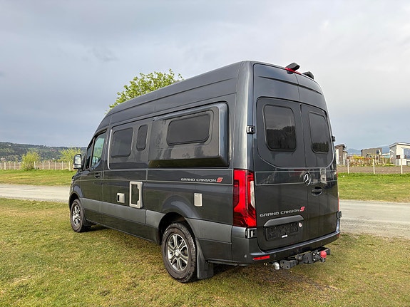 Hymer Grand Canyon S DIESEL TRUMA / BAKHJULSDRIFT / KROK / MERCHEDES / SKINN 3 of 5
