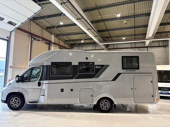 Adria MATRIX 670SL 60Y / 8 TRINN GIRKASSE / MARKISE / MEGET PEN NY BIL 4 of 5