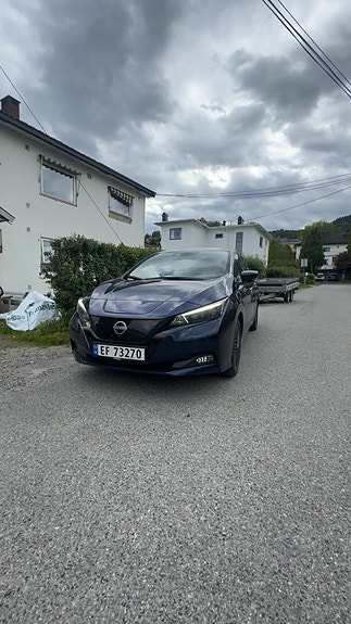 Nissan Leaf 4 of 5