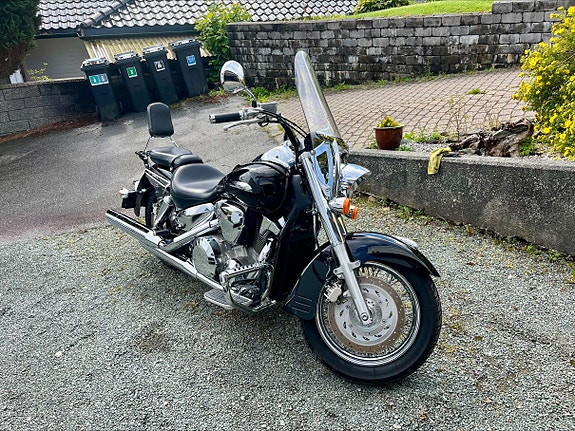 Honda VTX 1300 3 of 26