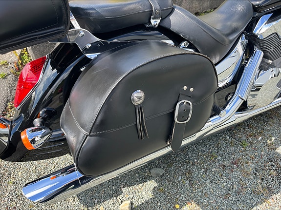 Honda VTX 1300 9 of 26
