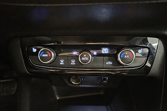 Opel Corsa 16 of 20