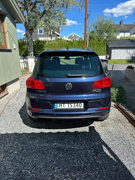 Volkswagen Tiguan 5 of 5