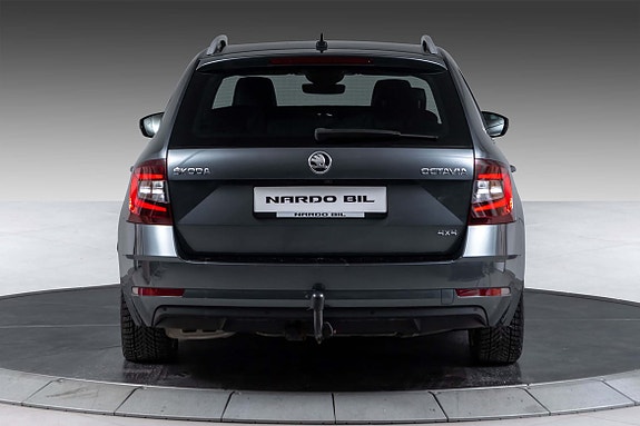 Skoda Octavia 5 of 5