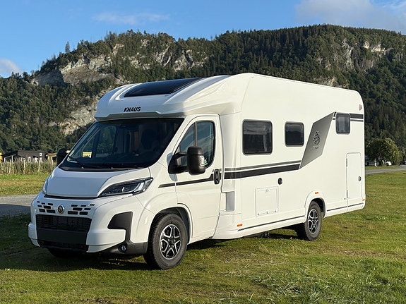 Knaus LIVE WAVE 700 MEG PLATINUM SELECTION LUFT FJERING BAK / GULVTEPPER / DIESEL TRUMA / ++ 3 of 5