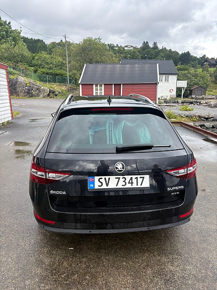 Skoda Superb 4 of 5