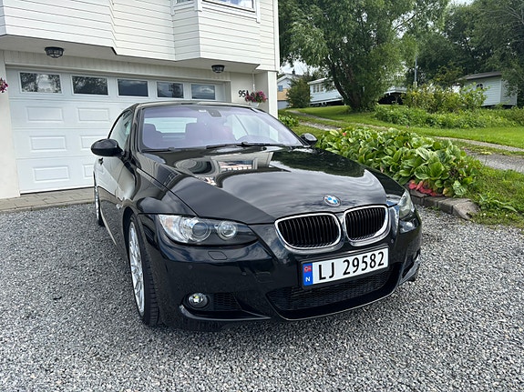 BMW 335i 2 of 30