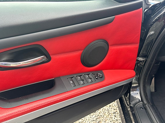 BMW 335i 24 of 30