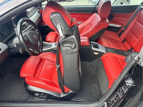 BMW 335i 25 of 30