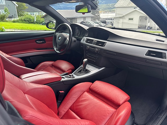 BMW 335i 28 of 30