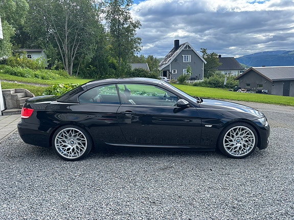 BMW 335i 11 of 30
