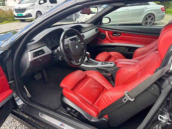BMW 335i 27 of 30