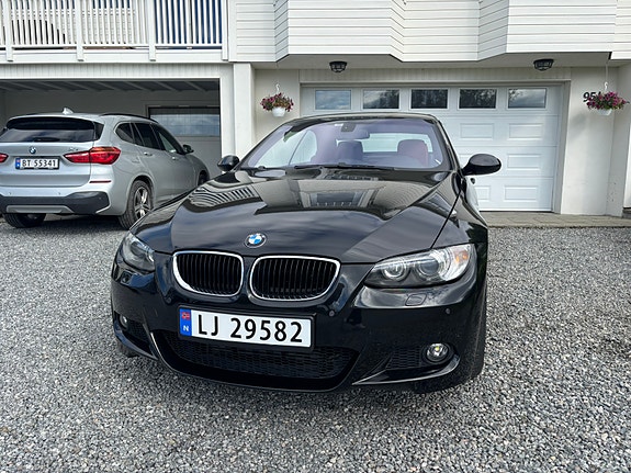 BMW 335i 3 of 30