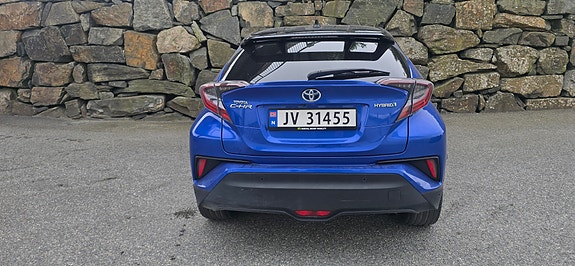 Toyota C-HR 7 of 24