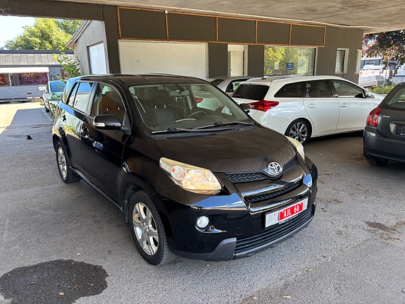 Toyota Urban Cruiser 7 of 30