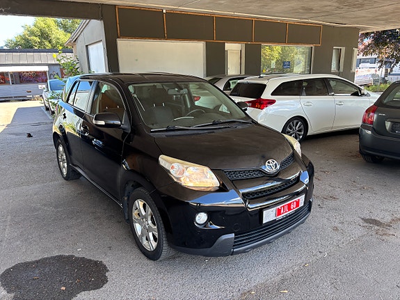 Toyota Urban Cruiser 8 of 30