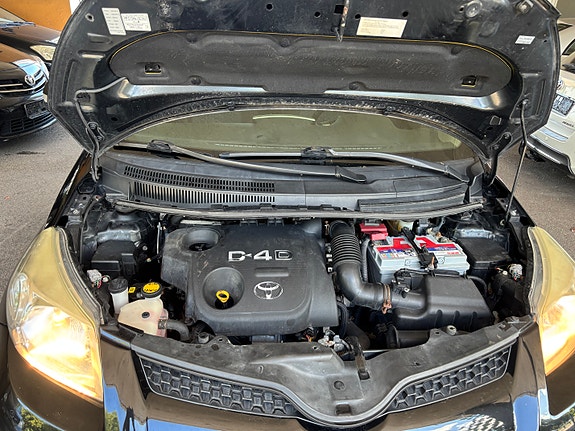 Toyota Urban Cruiser 11 of 30
