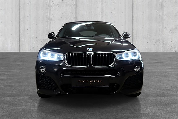 BMW X4 2 of 27