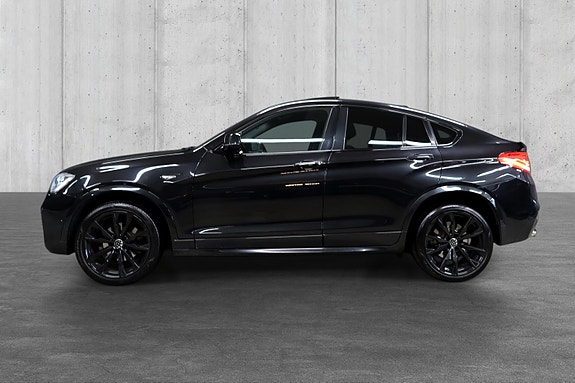 BMW X4 3 of 27
