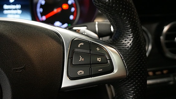 Mercedes-Benz GLC350 e 14 of 29