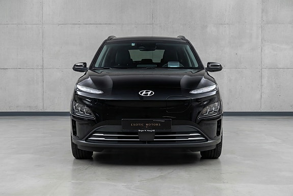 Hyundai Kona 2 of 5