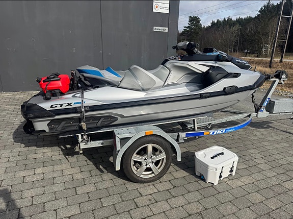 Sea-Doo GTX 300 (2021) – toppmodell med kraft, komfort og komplett pakke 4 of 8