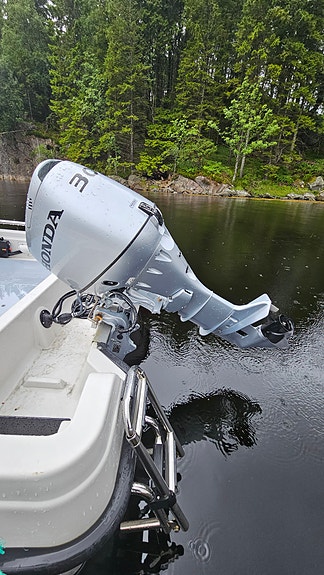 Velholdt Terhi 450 med Honda 30 hk 3 of 5