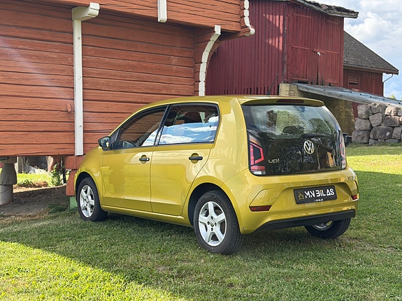 Volkswagen UP! 8 of 21