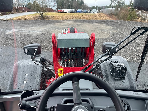 Weidemann 3060T Teleskop/550/45R22,5 dekk/A/C /SMS/Ryggekamera/Lastdemper++ 9 of 11