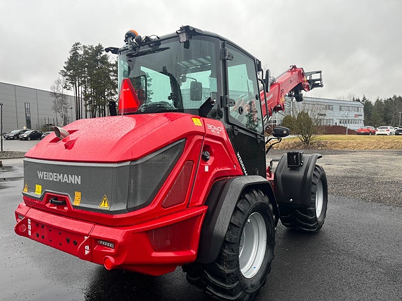 Weidemann 3060T Teleskop/550/45R22,5 dekk/A/C /SMS/Ryggekamera/Lastdemper++ 2 of 11