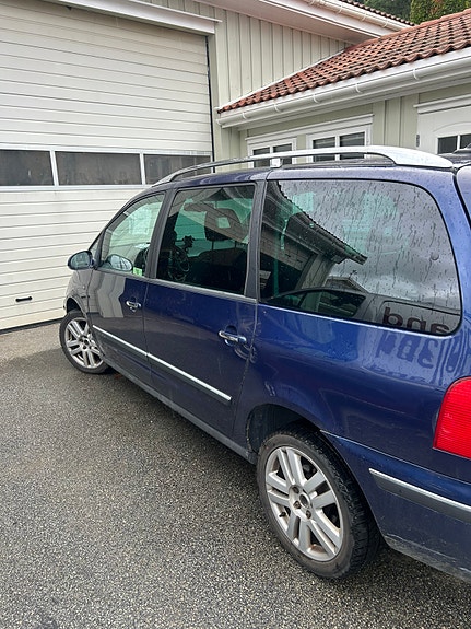 Volkswagen Sharan 4 of 28