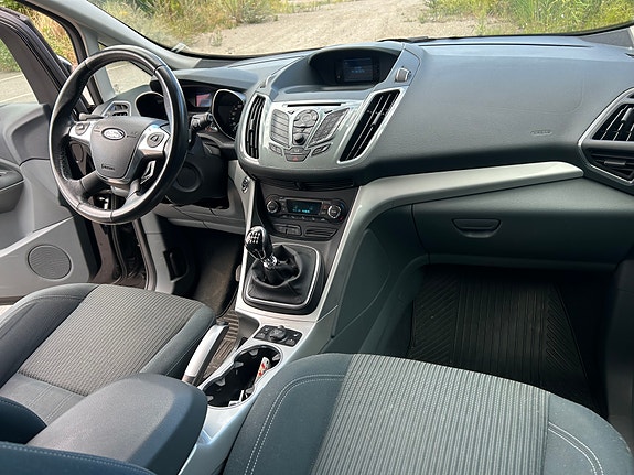 Ford C-Max 6 of 9