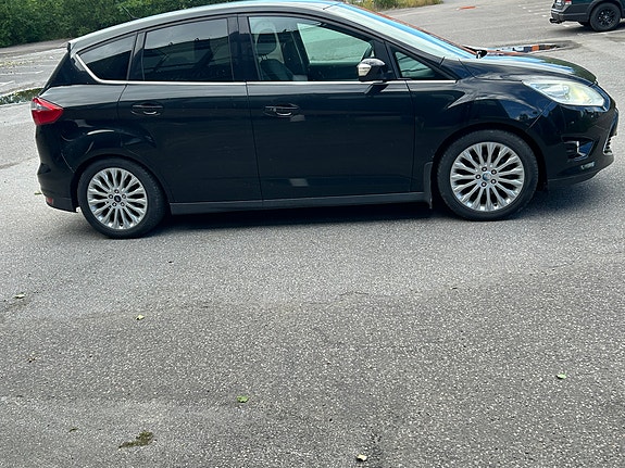 Ford C-Max 4 of 9
