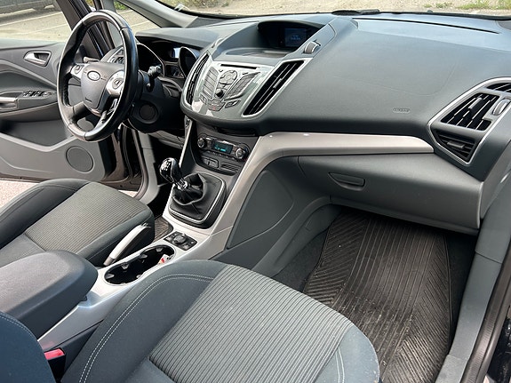 Ford C-Max 5 of 9