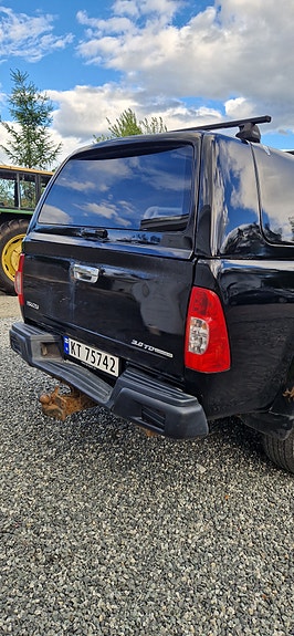 Isuzu D-max 9 of 11
