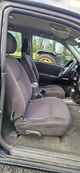 Isuzu D-max 7 of 11