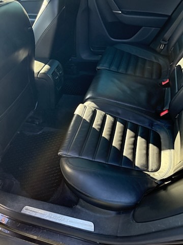 Volkswagen Passat 19 of 30